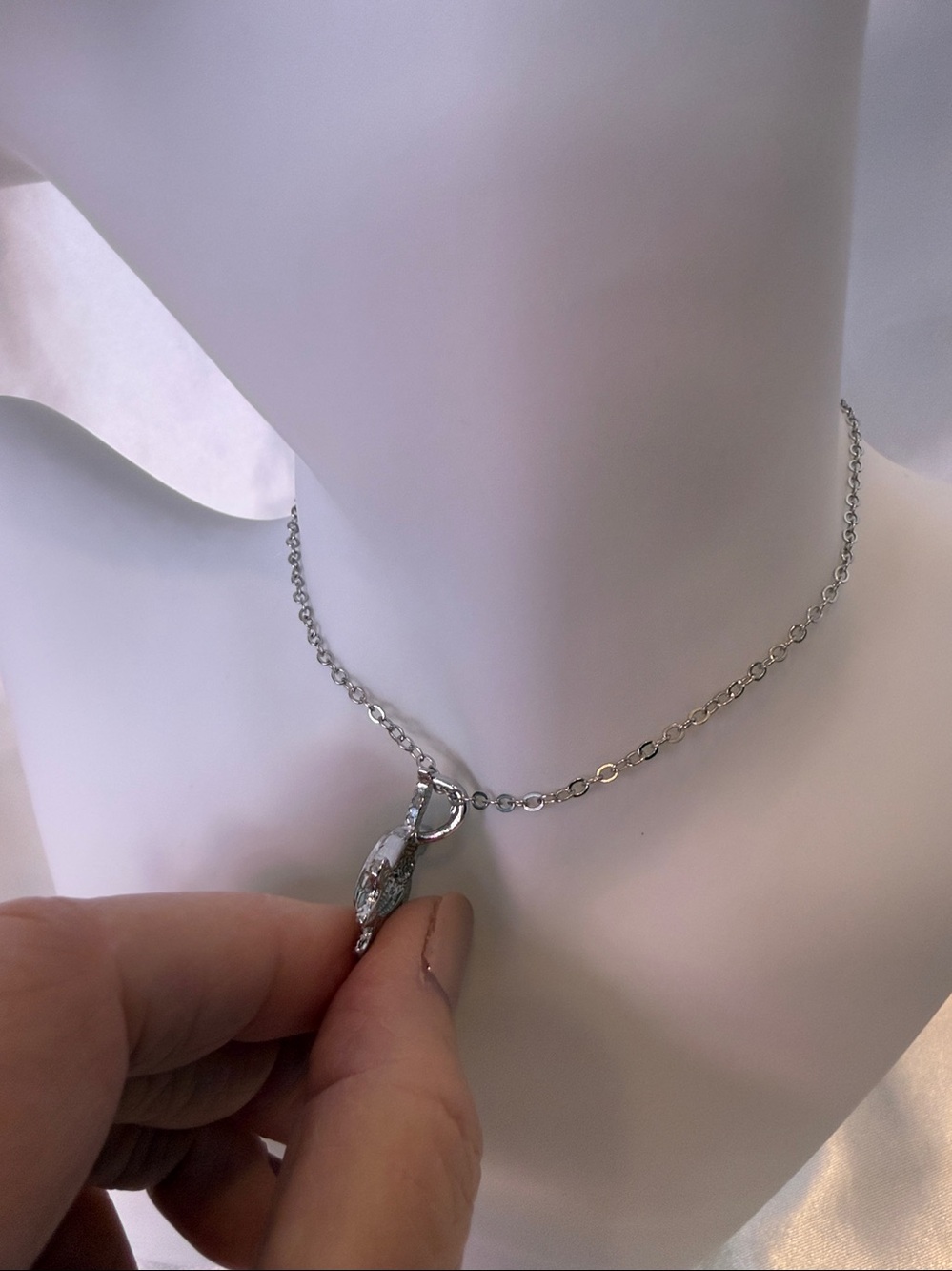 Silver Sea Turtle Necklace with Blue Green Opal Inlay Interlocking Chain NWOT - Picture 3 of 6